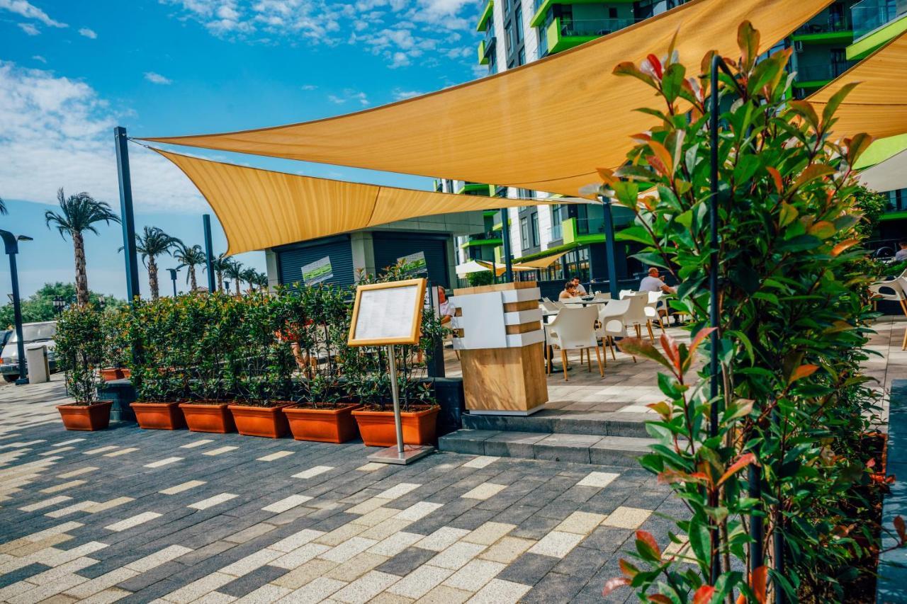 Ace Aparthotel Pool & Spa Mamaia Nord Năvodari Екстериор снимка
